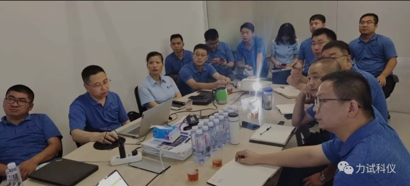 聚力前进！伟易博科仪年中营销聚会顺遂召开_电液伺服新闻万能试验机_复合质料力学性能测试仪_疲劳试验机制造商_伟易博