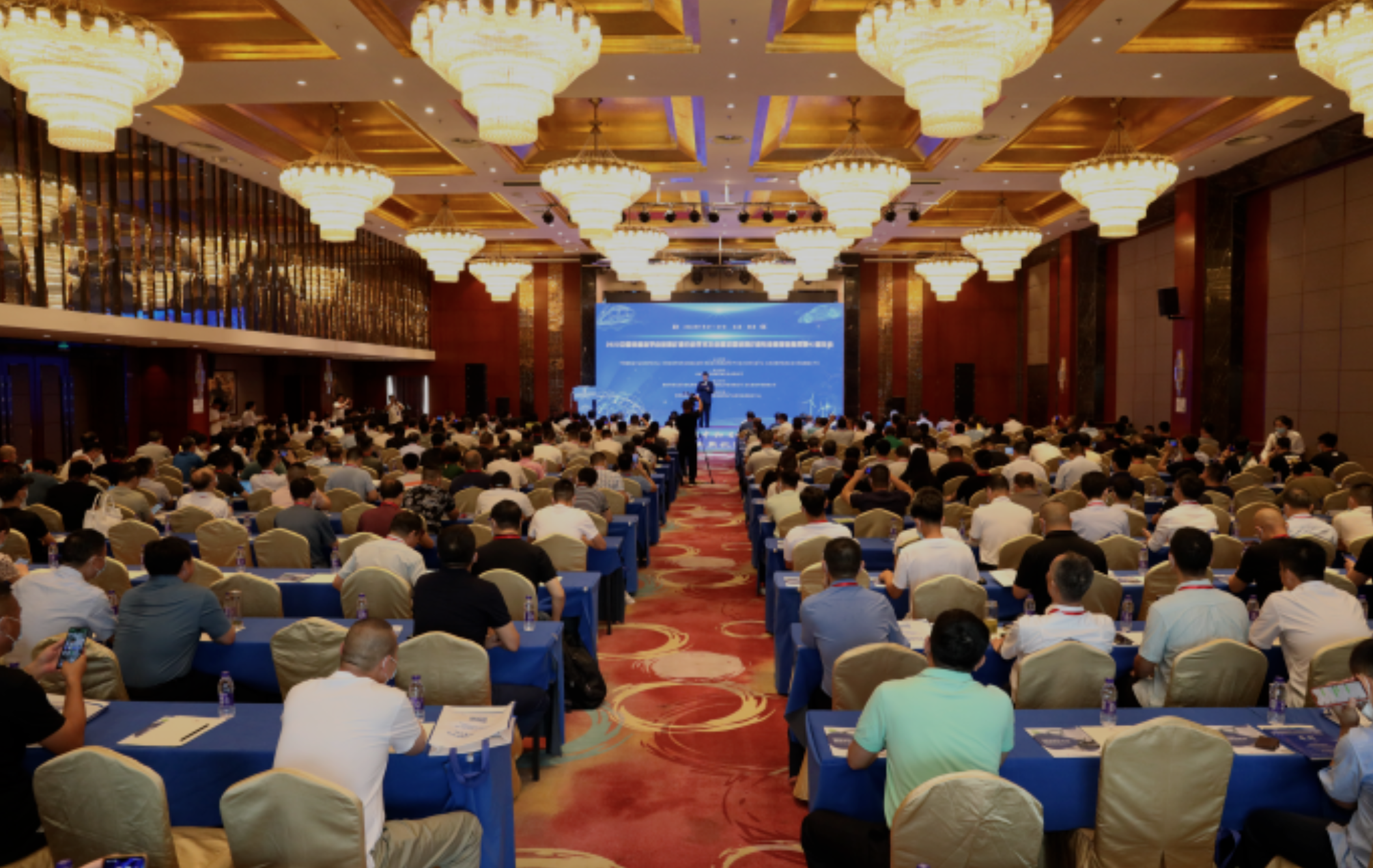 助力玻纤！伟易博圆满收官中国硅酸盐学会玻纤分会学术年会暨天下玻纤专业情报信息网第42届年会_电液伺服新闻万能试验机_复合质料力学性能测试仪_疲劳试验机制造商_伟易博